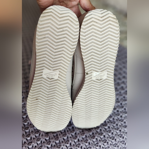 Nike Women's Cortez Sneakers - Picture 3 of 7